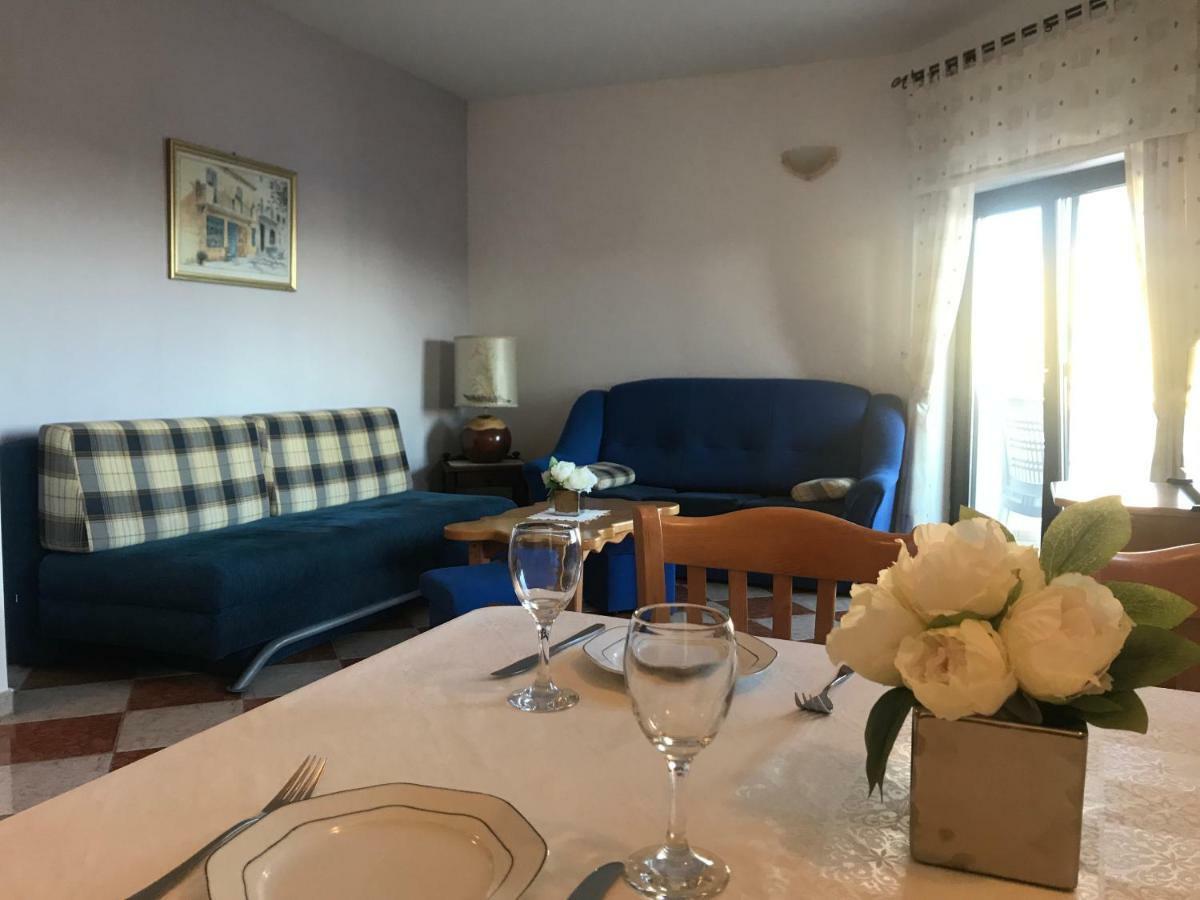 Apartament Amado/lozic *